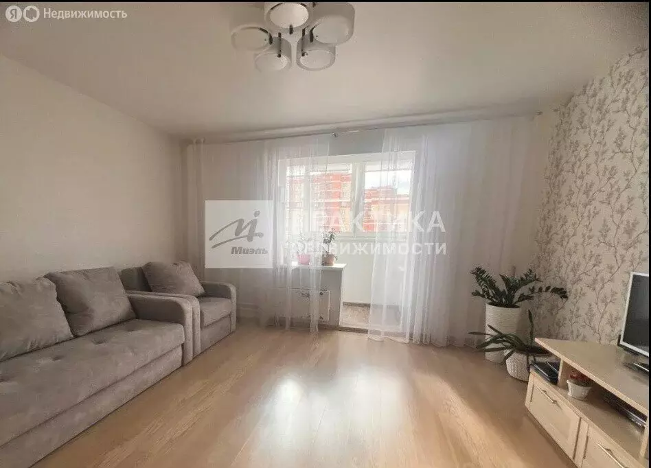 2-комнатная квартира: Балашиха, Балашихинское шоссе, 12 (61.8 м) - Фото 2