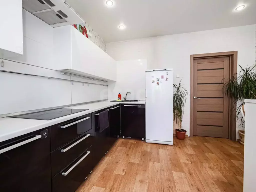 3-к кв. Новосибирская область, Новосибирск Владимировская ул., 21 ... - Фото 2