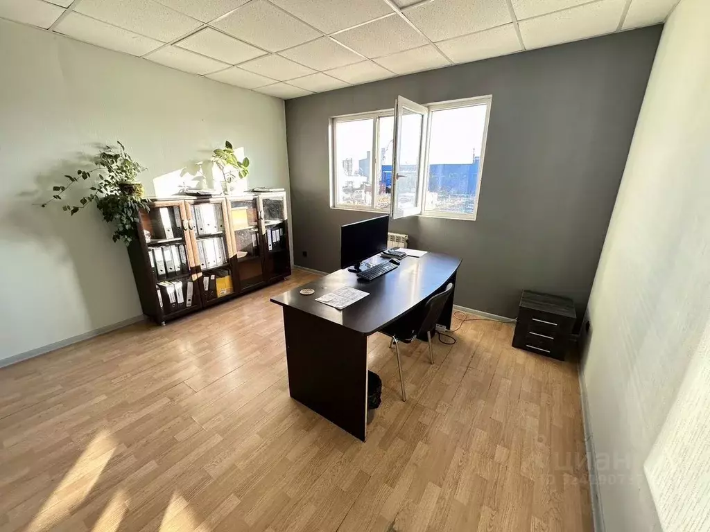 Офис в Свердловская область, Екатеринбург Полевской тракт, 17-й км, 11 ... - Фото 2