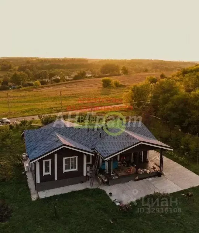 Коттедж в Белгородская область, Белгород ул. Щорса (110 м) - Фото 1