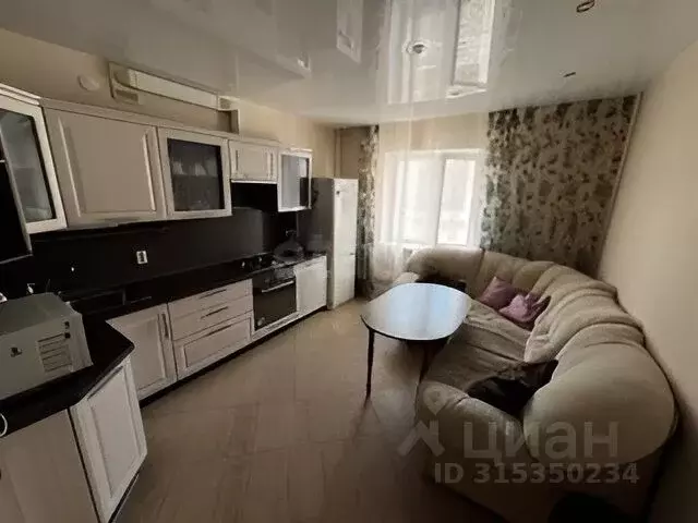 1-к кв. Кировская область, Киров ул. Молодой Гвардии, 90 (45.7 м) - Фото 0