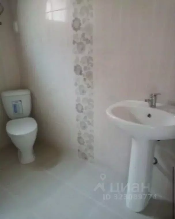 Дом в Крым, Симферополь ул. Сельская, 57 (100 м) - Фото 2