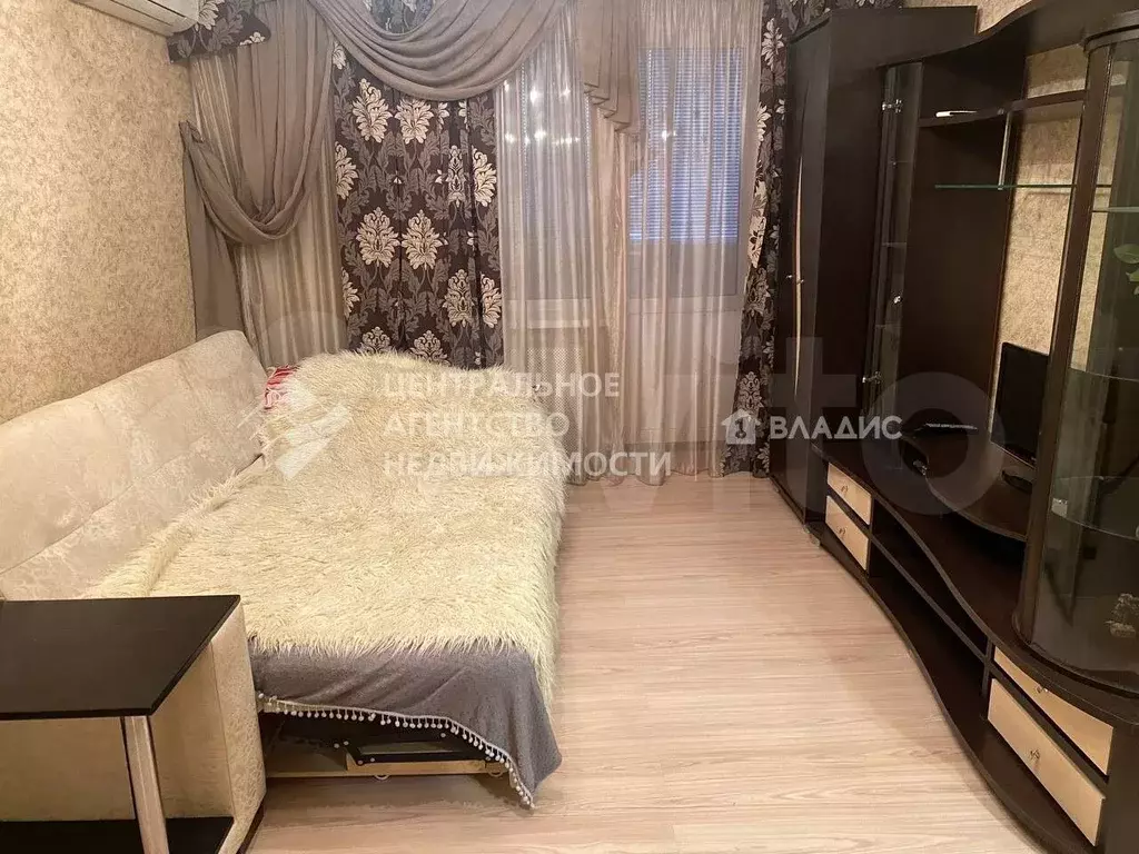 1-к. квартира, 38 м, 9/9 эт. - Фото 0