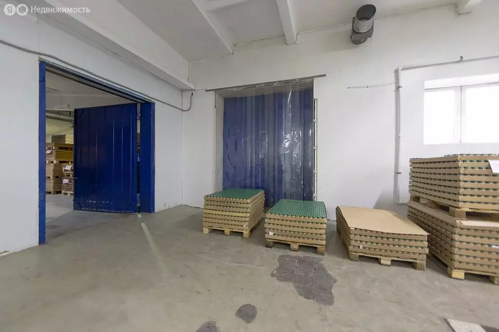 Помещение свободного назначения (1164 м) - Фото 1