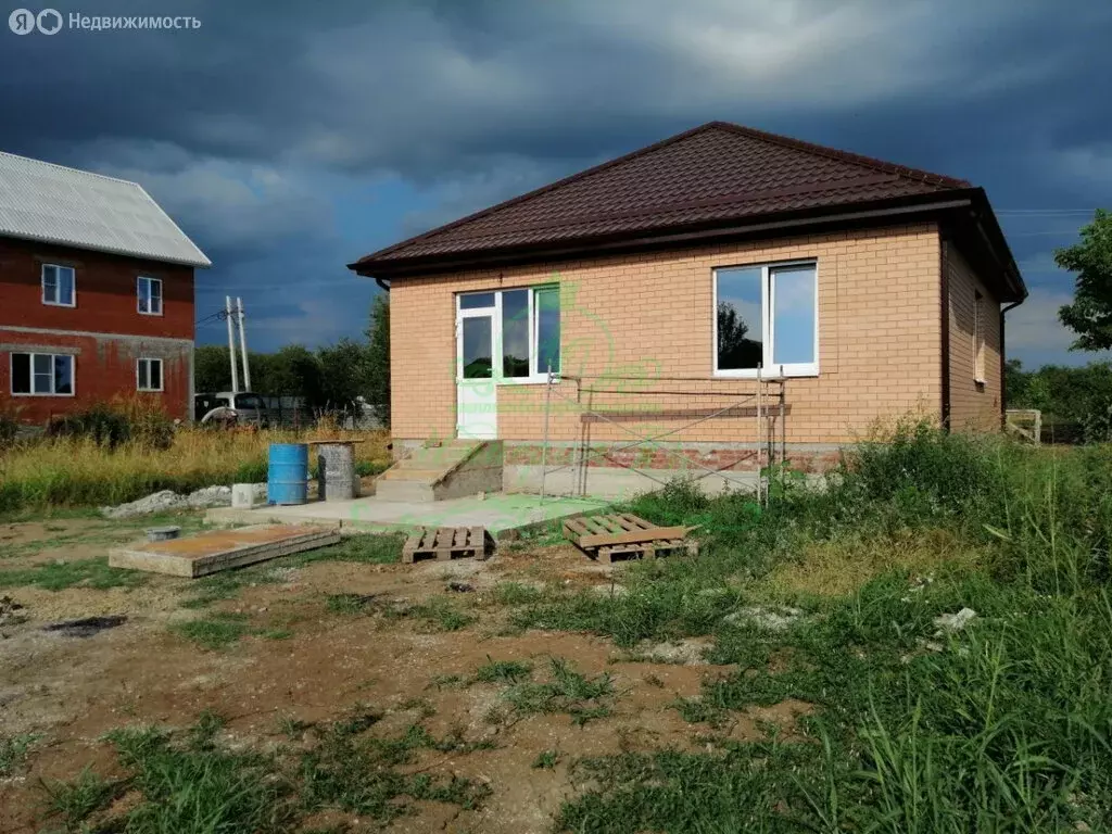 Дом в Абинск, улица Спинова (90 м) - Фото 2