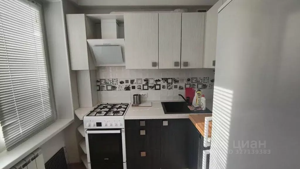 3-к кв. Санкт-Петербург Бассейная ул., 77 (55.0 м) - Фото 1