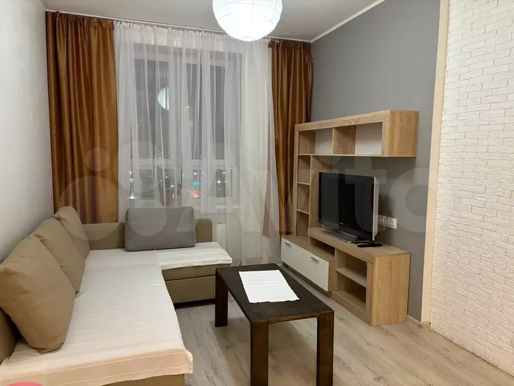 1-к. квартира, 41 м, 8/17 эт. - Фото 1