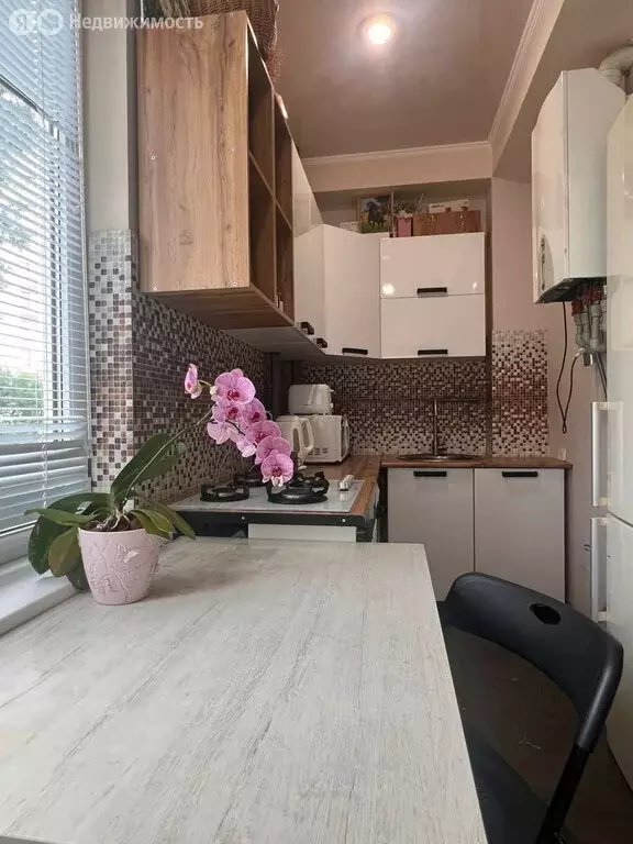 2-комнатная квартира: Сочи, микрорайон Мамайка, Крымская улица, 65Б ... - Фото 1