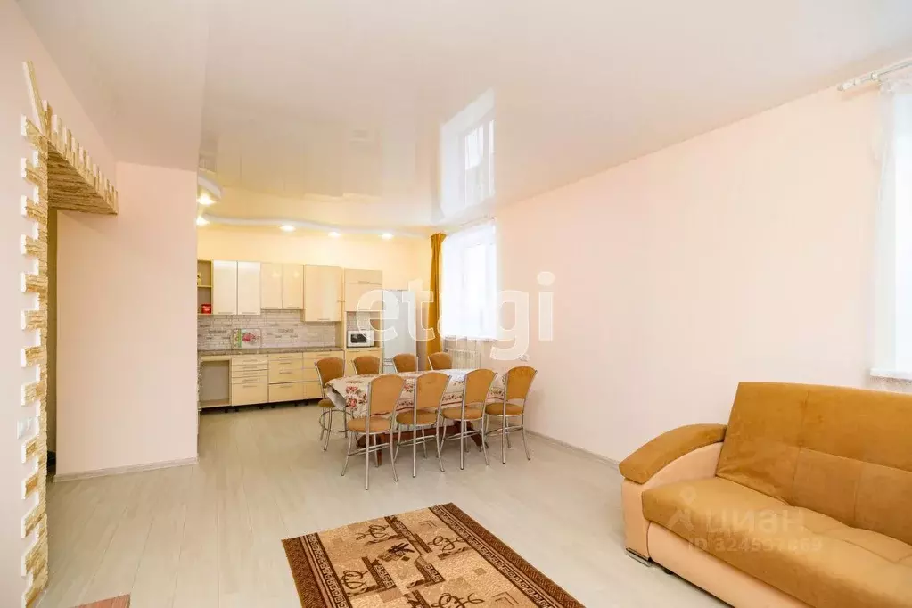 Дом в Ульяновская область, Ульяновск ул. 40-летия Комсомола, 24 (200 ... - Фото 2