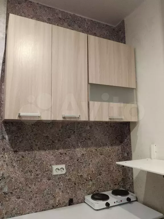 10 и более-к. квартира, 23 м, 10/12 эт. - Фото 0