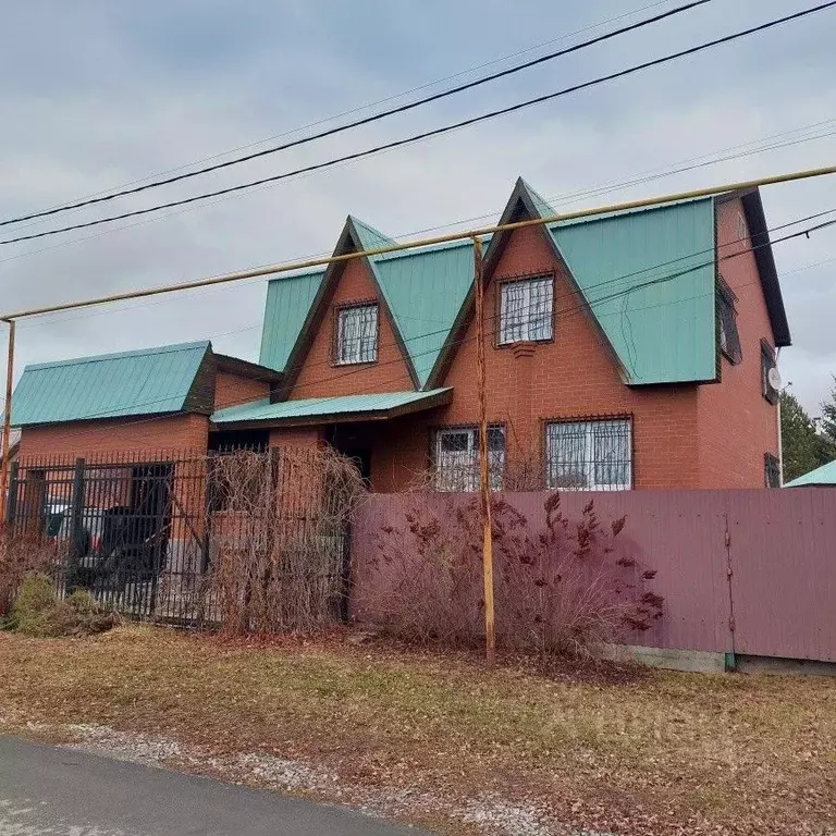 Дом в Свердловская область, Среднеуральск ул. Ленина, 33 (157 м) - Фото 2