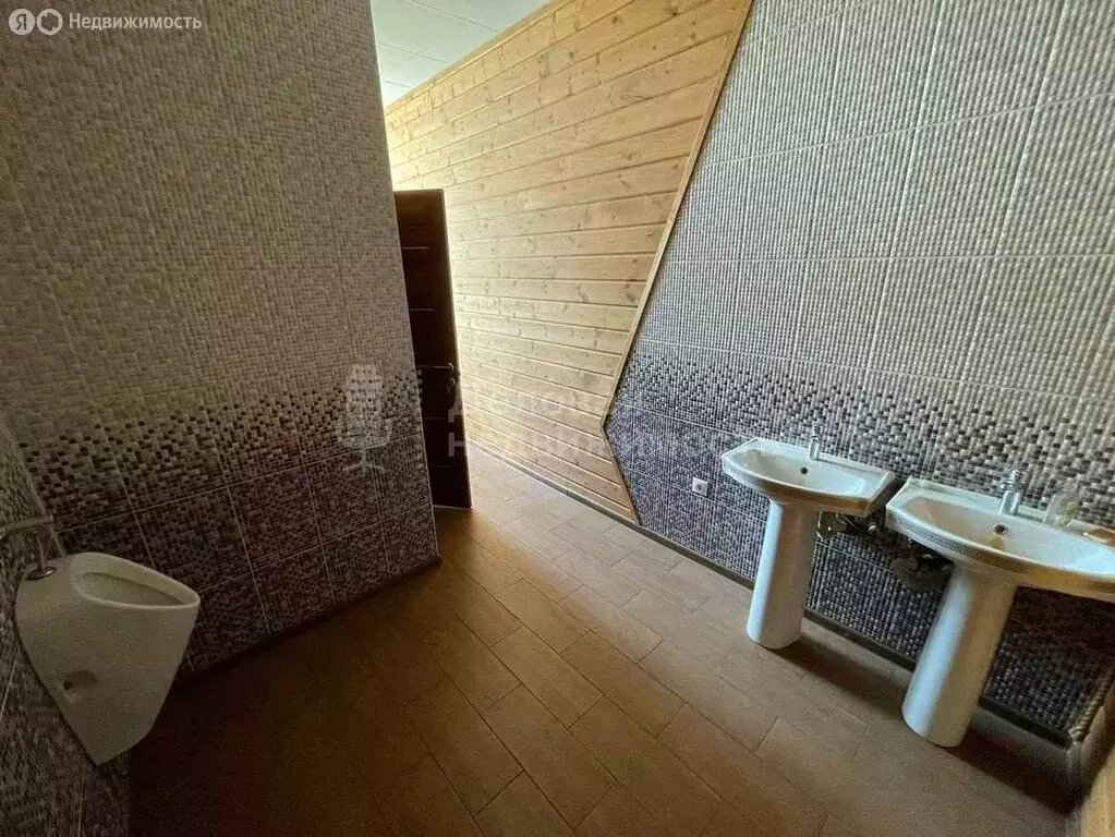 Помещение свободного назначения (270 м) - Фото 0