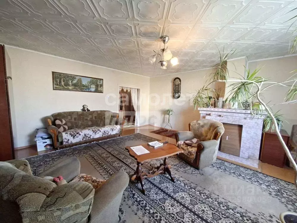 Дом в Башкортостан, Кумертау ул. Суворова, 7 (179 м) - Фото 1