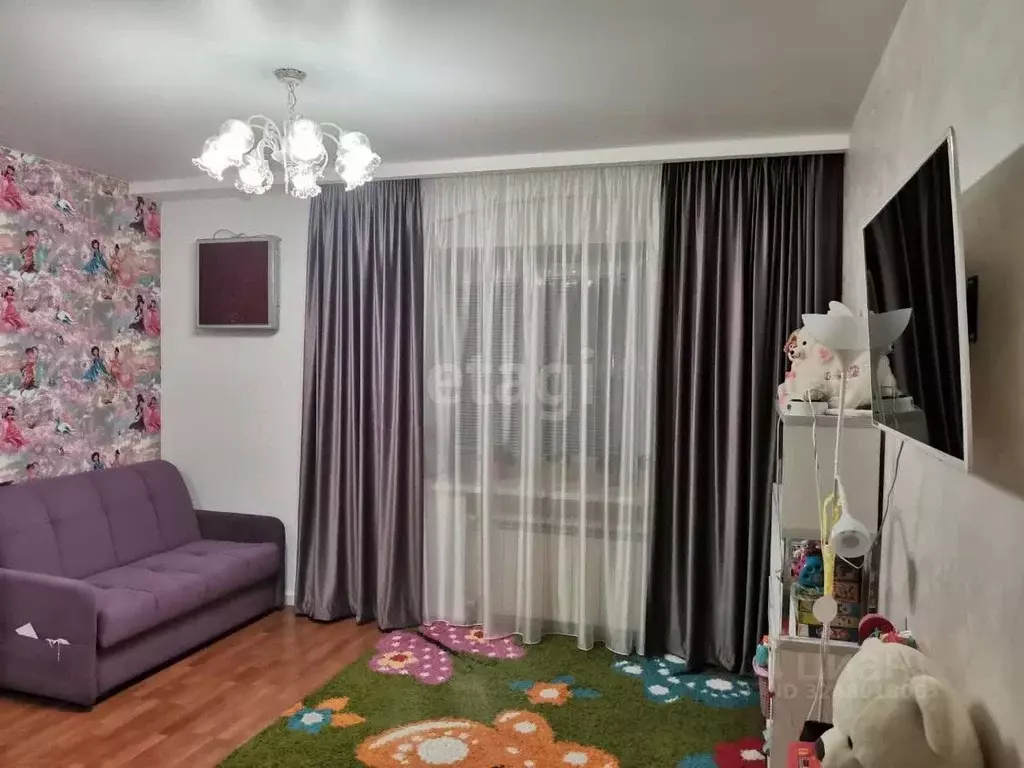 3-к кв. Амурская область, Благовещенск ул. Лазо, 55/1 (90.0 м) - Фото 1