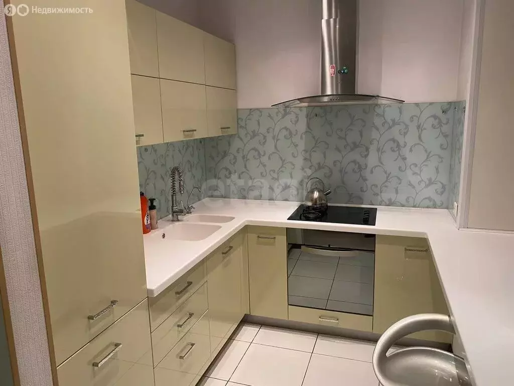 2-комнатная квартира: Кемерово, улица Дзержинского, 8 (42 м) - Фото 1