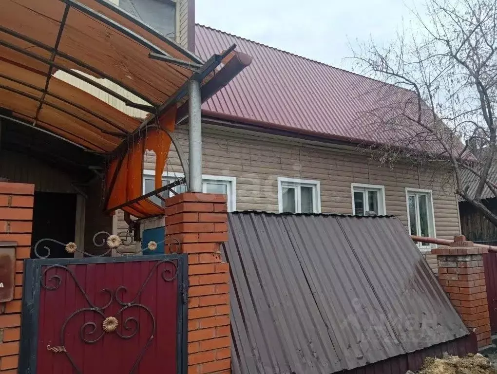 Дом в Кемеровская область, Ленинск-Кузнецкий Атмосферная ул., 21 (141 ... - Фото 2