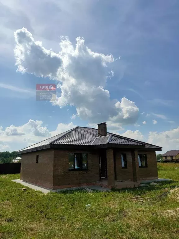 Дом в Рязанская область, Рязанский муниципальный округ, д. Дубняки, ... - Фото 1