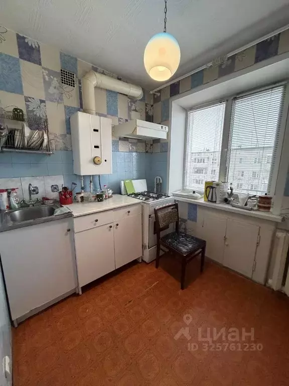 2-к кв. Псковская область, Великие Луки просп. Гагарина, 32/10 (52.0 ... - Фото 1