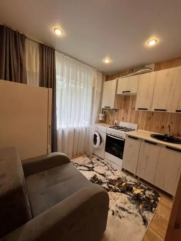 1-к кв. Псковская область, Великие Луки ул. Ботвина, 9к3 (30.0 м) - Фото 2