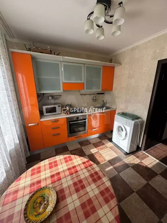 3-к. квартира, 71 м, 1/5 эт. - Фото 1