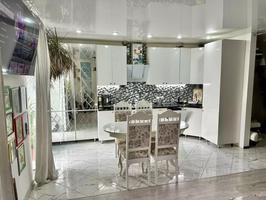 2-к кв. Архангельская область, Котлас ул. 70 лет Октября, 32 (74.8 м) - Фото 1