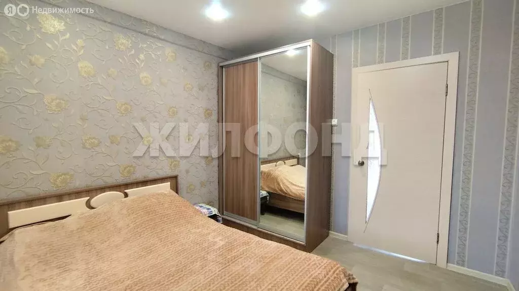 3-комнатная квартира: Новосибирск, Кубовая улица, 106 (55.4 м) - Фото 1