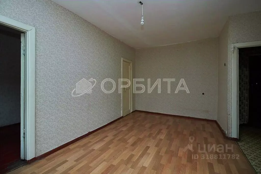 2-к кв. Тюменская область, Тюмень Холодильная ул., 120А (44.2 м) - Фото 0