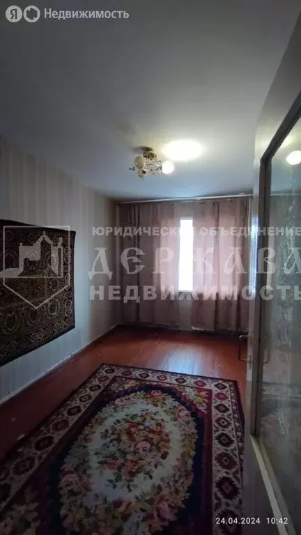 3-комнатная квартира: Кемерово, Кузнецкий проспект, 40 (54.8 м) - Фото 1