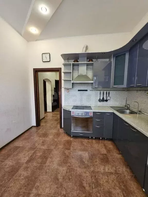 1-к кв. Ханты-Мансийский АО, Сургут Югорская ул., 40/1 (37.5 м) - Фото 1