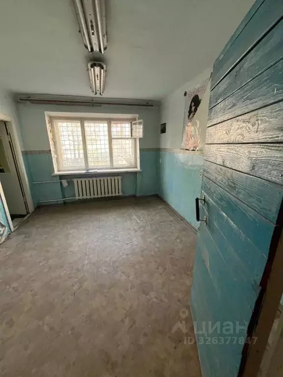 Помещение свободного назначения в Кировская область, Киров ул. ... - Фото 2