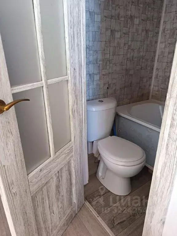 Комната Хабаровский край, Хабаровск Карельский пер., 13 (42.0 м) - Фото 1