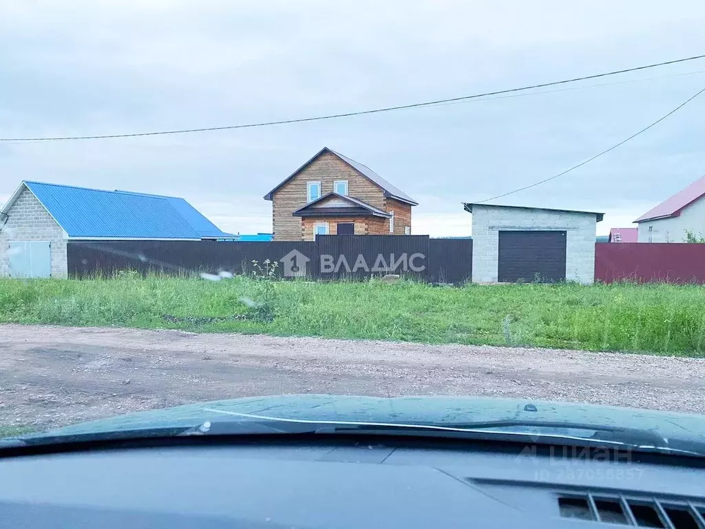 Дом в Башкортостан, Стерлитамакский район, с. Буриказганово ул. ... - Фото 1