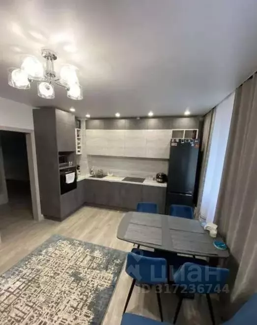 2-к кв. Тюменская область, Тюмень ул. Мельникайте, 34 (65.0 м) - Фото 0