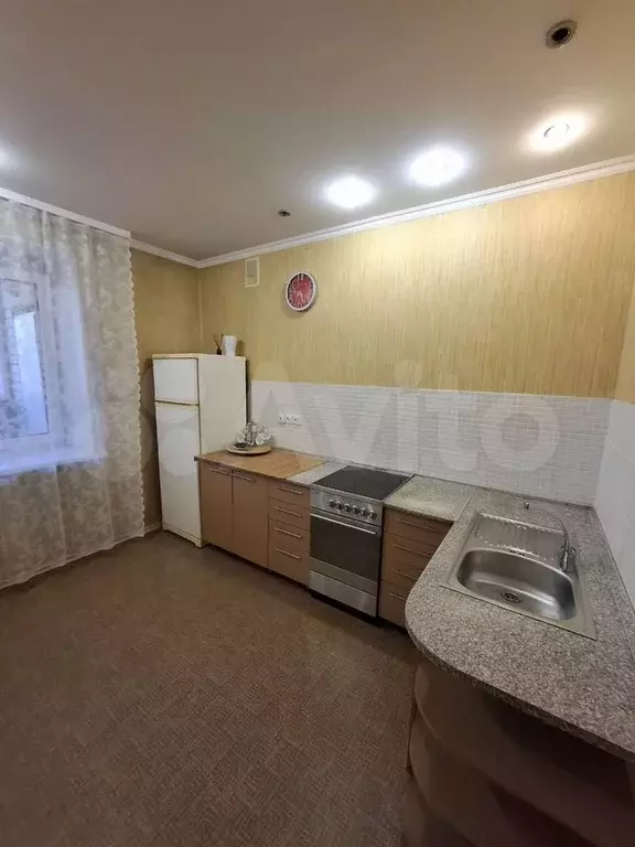 1-к. квартира, 40 м, 3/10 эт. - Фото 1