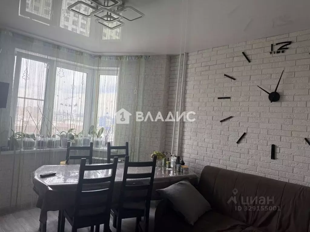 4-к кв. Москва ул. Лавриненко, 11к2 (79.0 м) - Фото 1