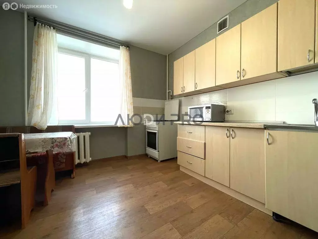 2-комнатная квартира: Уфа, улица Султанова, 24 (67 м) - Фото 1