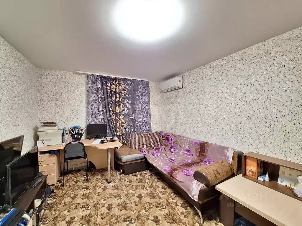 2-к кв. Саратовская область, Саратов Осенняя ул., 6а (42.1 м) - Фото 1