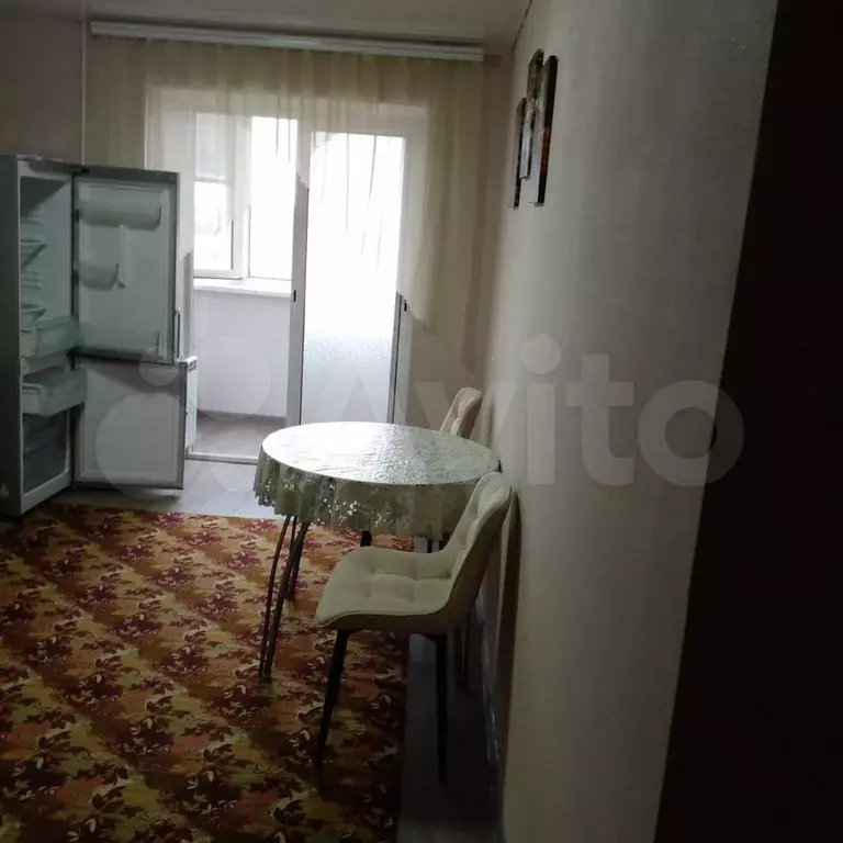 1-к. квартира, 40 м, 4/5 эт. - Фото 1