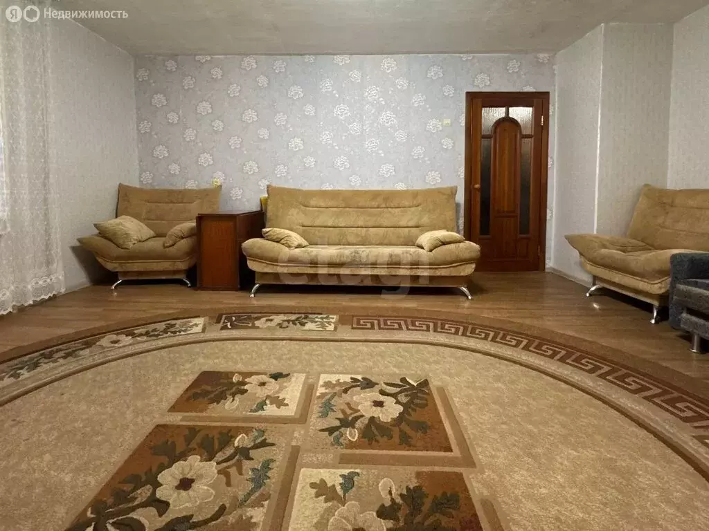 1-комнатная квартира: Медведево, посёлок городского типа Медведево, ... - Фото 1