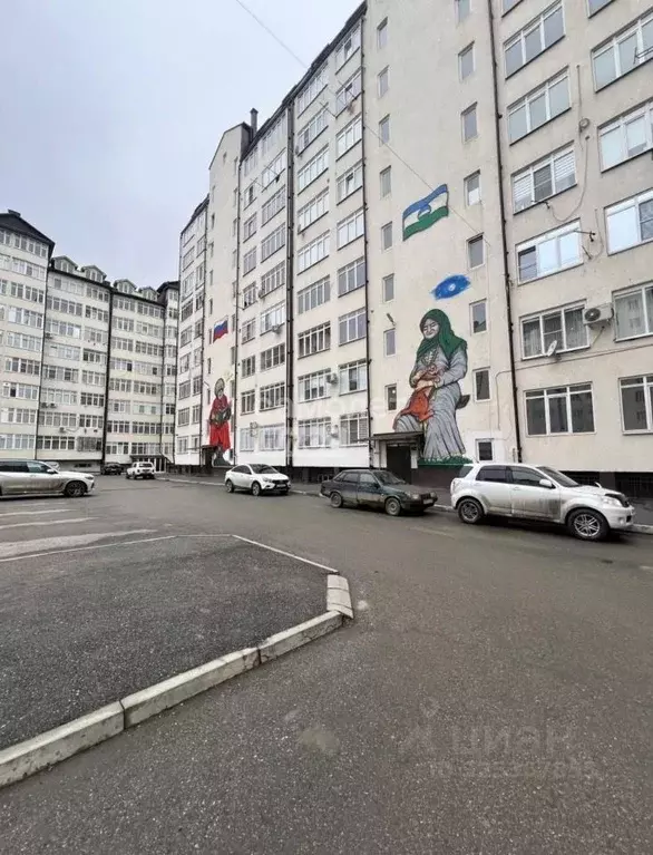 4-к кв. Кабардино-Балкария, Нальчик ул. Байсултанова, 35 (165.0 м) - Фото 1