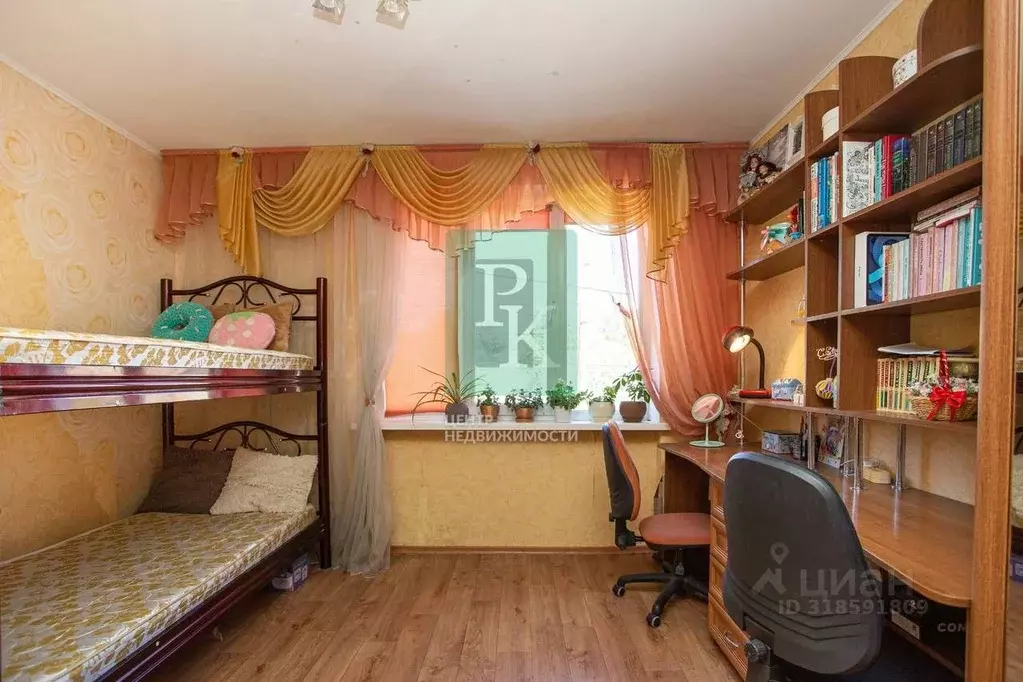 3-к кв. Севастополь ул. Аллы Оношко, 48 (81.2 м) - Фото 1