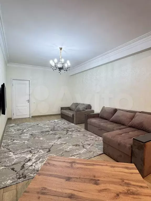 3-к. квартира, 102 м, 3/6 эт. - Фото 1