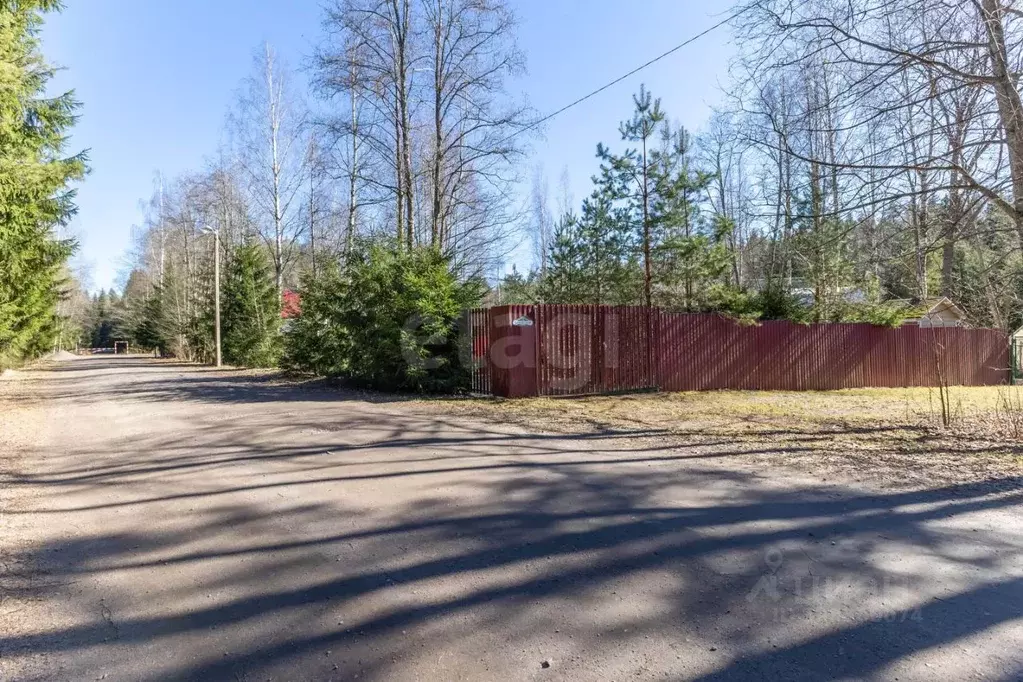 Дом в Ленинградская область, Выборгский район, Рощинское городское ... - Фото 2