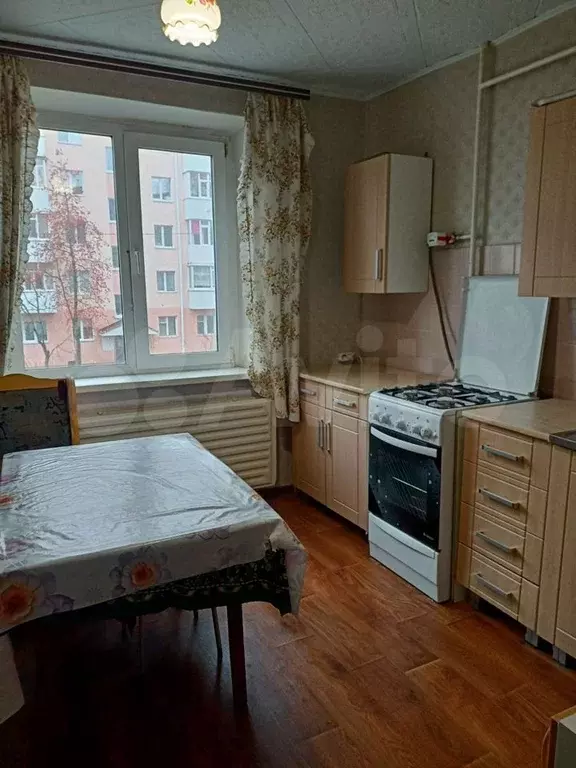 2-к. квартира, 60 м, 2/5 эт. - Фото 0