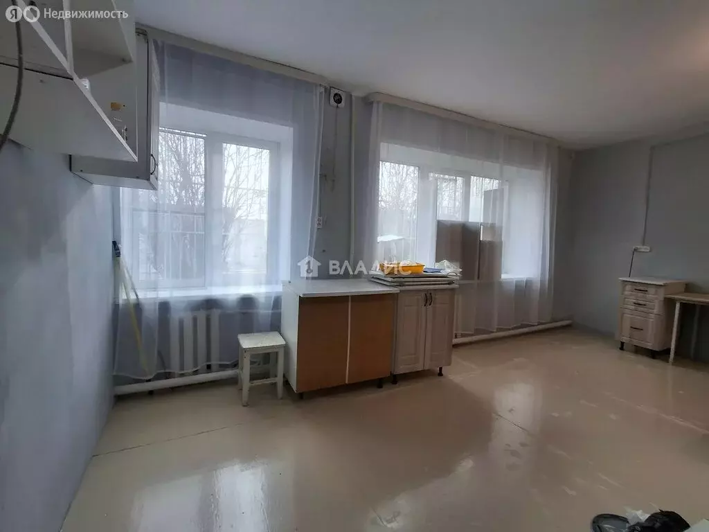 1к в 4-комнатной квартире (23.7 м) - Фото 1