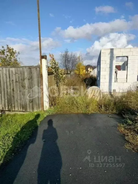 Участок в Тюменская область, Тюменский муниципальный округ, д. ... - Фото 2