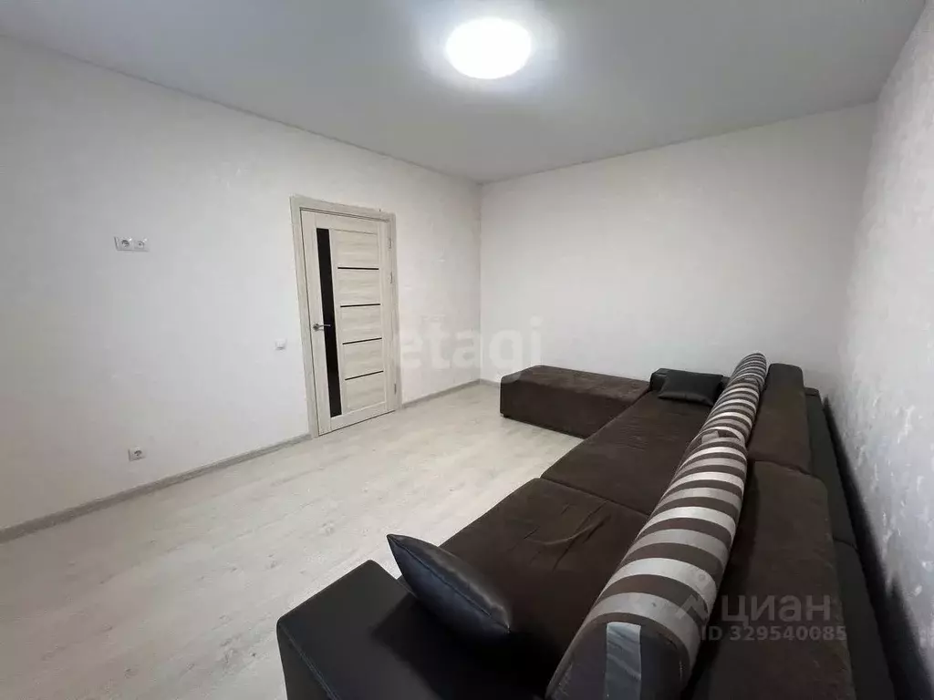1-к кв. Тюменская область, Тюмень Холодильная ул., 21 (34.3 м) - Фото 1