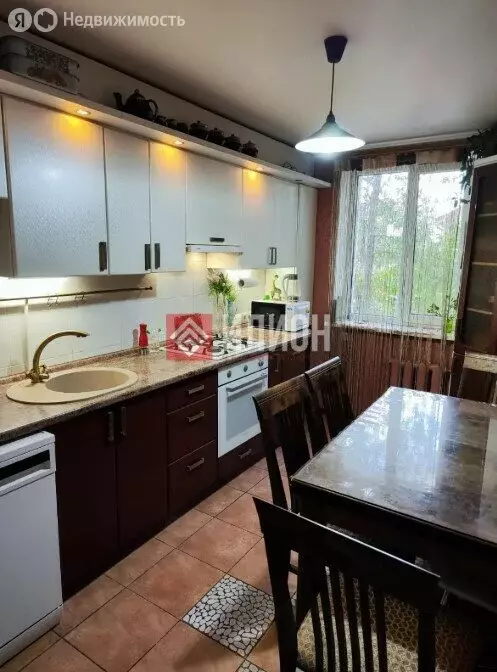 3-комнатная квартира: Севастополь, Карантинная улица, 16 (74.1 м) - Фото 2