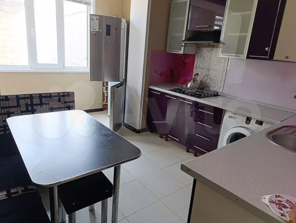 2-к. квартира, 60 м, 2/4 эт. - Фото 1