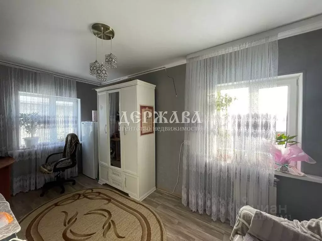 Дом в Белгородская область, Старооскольский городской округ, с. ... - Фото 2